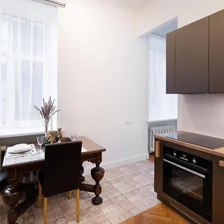 Aparthotel Brivibas House Design In City Center 3*