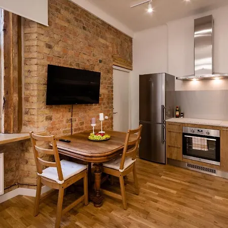 Brivibas House Design In City Center