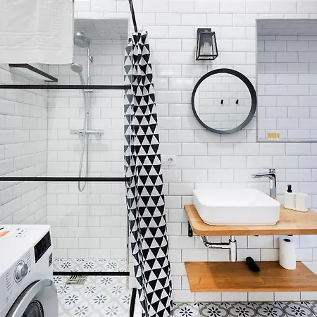 Brivibas House Design In City Center 3* Riga