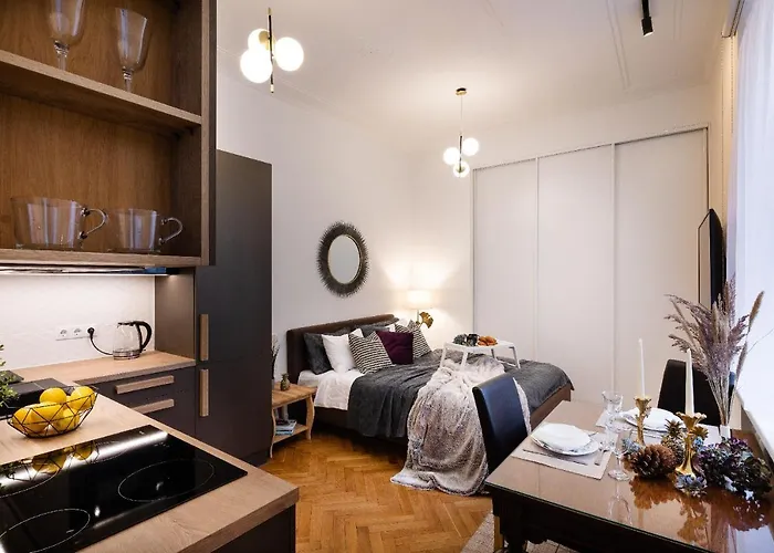 Brivibas House Design In City Center Aparthotel