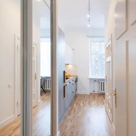 Brivibas House Design In City Center Апарт-готель