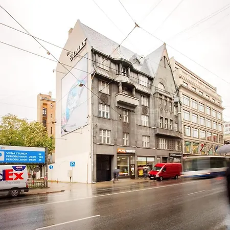 Brivibas House Design In City Center Апарт-готель