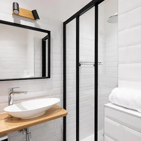 Brivibas House Design In City Center 3* Рига