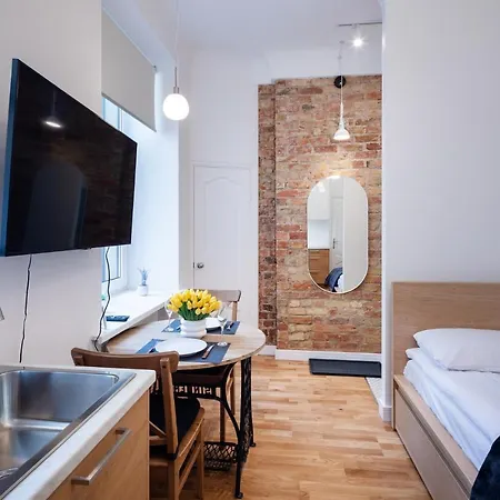 Brivibas House Design In City Center Апарт-готель