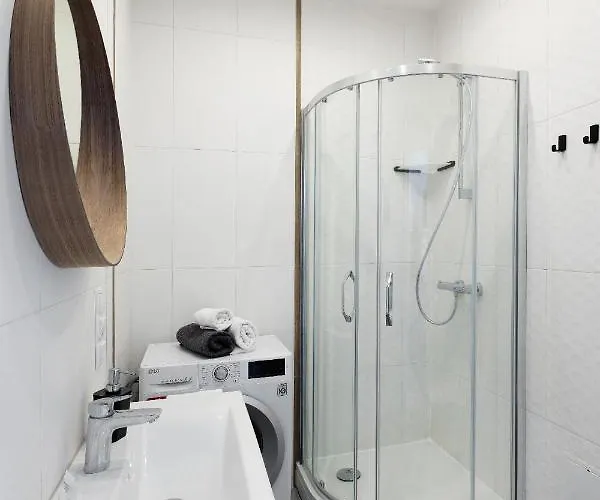 Ξενοδοχείο με διαμερίσματα Brivibas House Design In City Center 3*