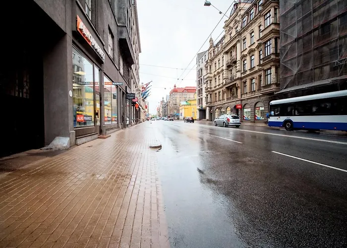 Ξενοδοχείο με διαμερίσματα Brivibas House Design In City Center 3*