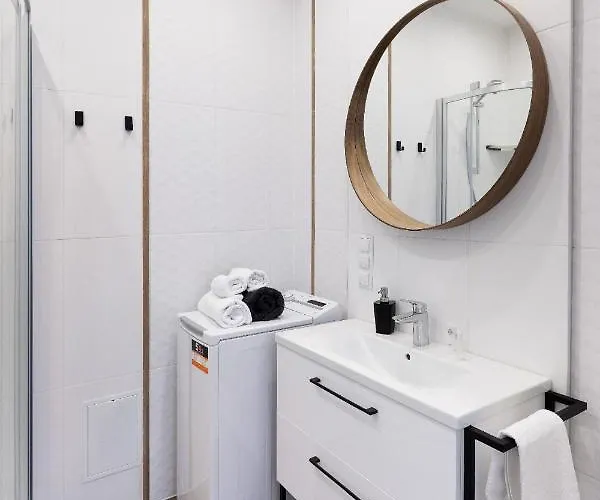 Ξενοδοχείο με διαμερίσματα Brivibas House Design In City Center 3*