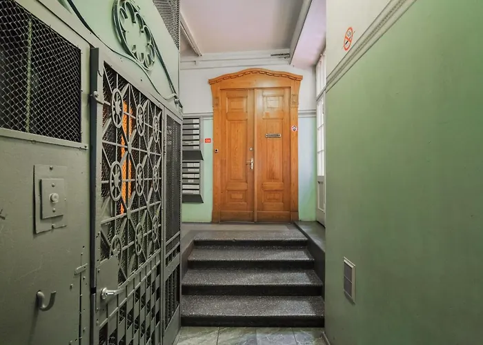 Ξενοδοχείο με διαμερίσματα Brivibas House Design In City Center 3*