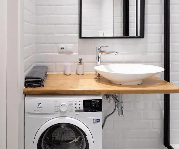 Ξενοδοχείο με διαμερίσματα Brivibas House Design In City Center 3*