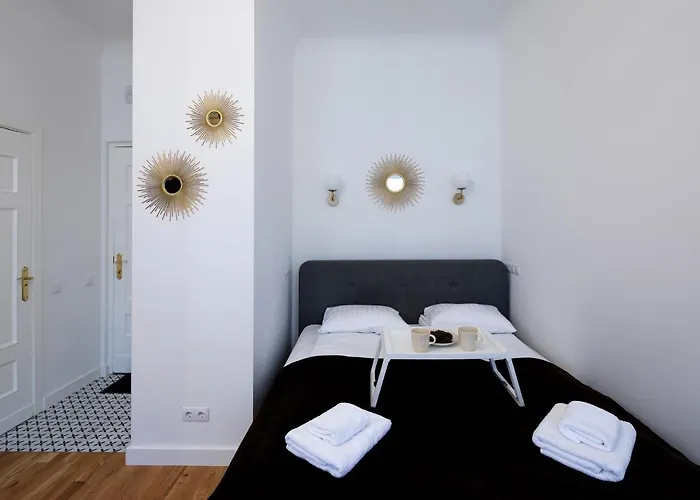 Ξενοδοχείο με διαμερίσματα Brivibas House Design In City Center 3*