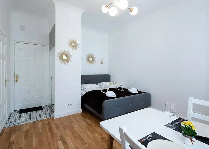 Brivibas House Design In City Center Ρίγα