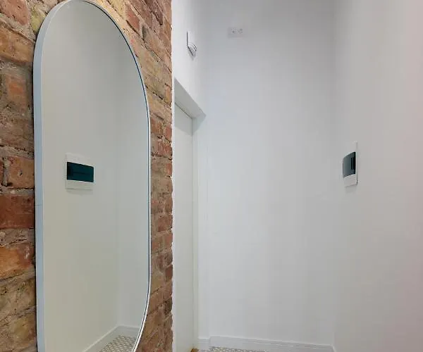 Ξενοδοχείο με διαμερίσματα Brivibas House Design In City Center 3*