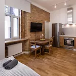 Brivibas House Design In City Center 아파트호텔 리가